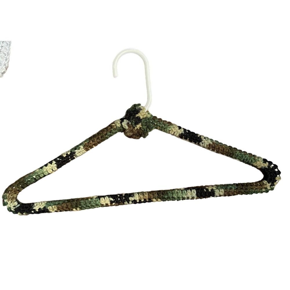 Vintage Crochet Covered Clothes Hangers Set of 3 Peach Camo Gray - Picture 7 of 13